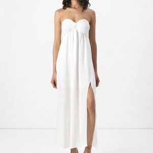 Casual White Strapless Hollister Maxi Dress